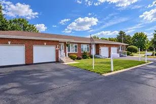 11455 Crossings Ct, Alsip, IL 60803 - Photo 1