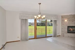 15713 Lake Hills Ct, Orland Park, IL 60462 - Photo 11