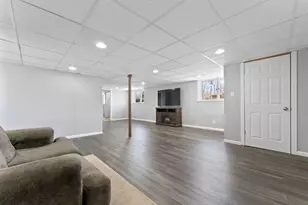 161 W Greenfield Ave, Lombard, IL 60148 - Photo 23