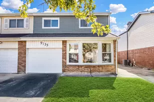 9135 Hollyberry Ave, Des Plaines, IL 60016 - Photo 1