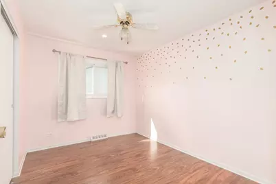 9135 Hollyberry Avenue, Des Plaines, IL 60016 - Photo 17