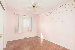 9135 Hollyberry Ave, Des Plaines, IL 60016 - Photo 17