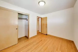 6544 W 84th St, Burbank, IL 60459 - Photo 7