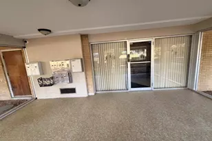 4735 Grove St, Skokie, IL 60076 - Photo 19