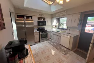 3004 S Lynn Ct, Mount Prospect, IL 60056 - Photo 11