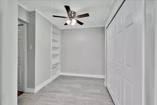 218 S Morgan Ave, Wheaton, IL 60187 - Photo 13