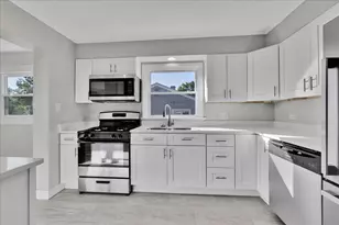 218 S Morgan Ave, Wheaton, IL 60187 - Photo 11