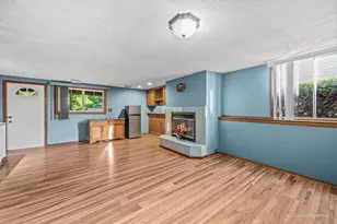 231 Briarwood Dr, Elgin, IL 60120 - Photo 23