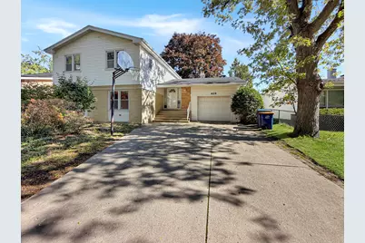 629 Barberry Road, Highland Park, IL 60035 - Photo 1