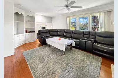 629 Barberry Road, Highland Park, IL 60035 - Photo 5