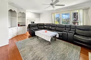 629 Barberry Rd, Highland Park, IL 60035 - Photo 5