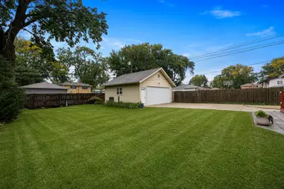 450 N Addison Road, Villa Park, IL 60181 - Photo 15