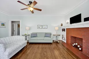 4457 N Beacon St, Chicago, IL 60640 - Photo 9