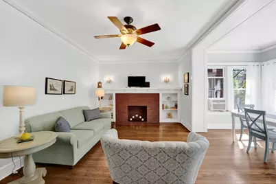4457 N Beacon Street #2, Chicago, IL 60640 - Photo 3