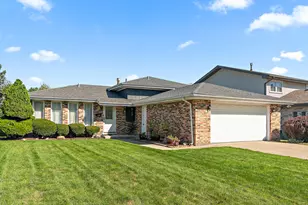 5840 W 126th St, Alsip, IL 60803 - Photo 1