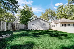 1007 Cedar Ave, Elgin, IL 60120 - Photo 21