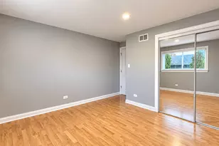 7838 Garden Ln, Justice, IL 60458 - Photo 7