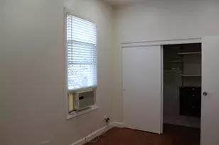 2834 W Fletcher St, Chicago, IL 60618 - Photo 3