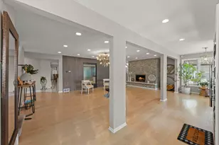 23W735 Hobson Rd, Naperville, IL 60540 - Photo 9