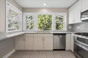 6539 N Neva Ave, Chicago, IL 60631 - Photo 9