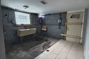 10908 S Normal Ave, Chicago, IL 60628 - Photo 13