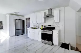 2518 N 79th Ave, Elmwood Park, IL 60707 - Photo 9