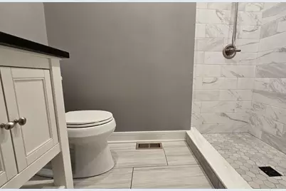 2135 S Millard Avenue, Chicago, IL 60623 - Photo 11