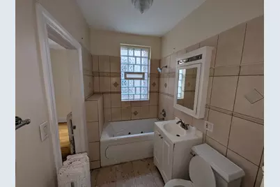 644 E 51st Street #2W, Chicago, IL 60615 - Photo 5