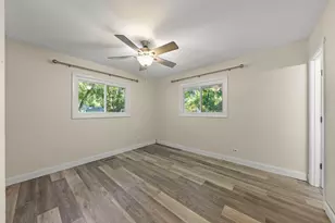 7101 Edgebrook Ln, Hanover Park, IL 60133 - Photo 15