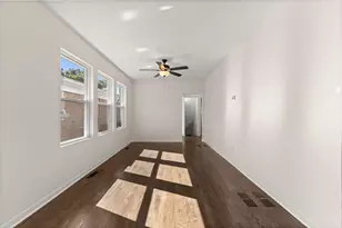 8950 S Lowe Ave, Chicago, IL 60620 - Photo 11