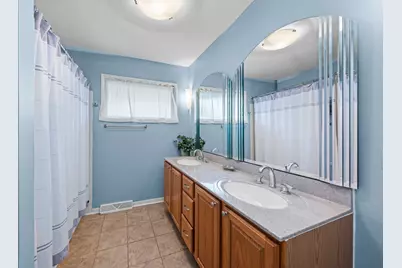 419 S Phelps Avenue, Arlington Heights, IL 60004 - Photo 17
