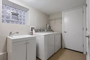 5324 N Laramie Ave, Chicago, IL 60630 - Photo 29