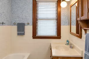 1423 N Raynor Ave, Joliet, IL 60435 - Photo 13