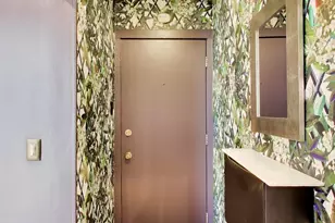647 W Sheridan Rd, Chicago, IL 60613 - Photo 5