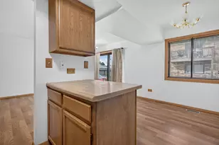 177 Uteg St, Crystal Lake, IL 60014 - Photo 11