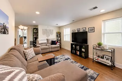 1464 W Ohio Street, Chicago, IL 60642 - Photo 13