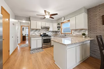 9429 Major Avenue, Oak Lawn, IL 60453 - Photo 13