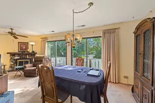 215 Brookston Dr, Schaumburg, IL 60193 - Photo 7