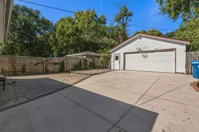 917 Mason Avenue, Aurora, IL 60506 - Photo 7