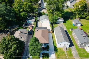 917 Mason Ave, Aurora, IL 60506 - Photo 3
