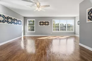 192 W Fox Hill Dr, Buffalo Grove, IL 60089 - Photo 15