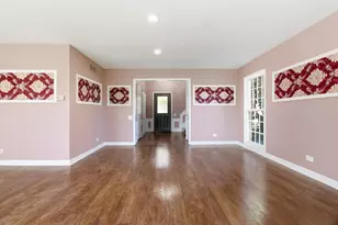 192 W Fox Hill Dr, Buffalo Grove, IL 60089 - Photo 11