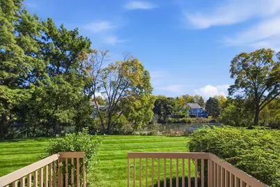 192 W Fox Hill Drive, Buffalo Grove, IL 60089 - Photo 47