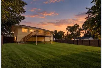 300 Hickory Avenue, Romeoville, IL 60446 - Photo 47