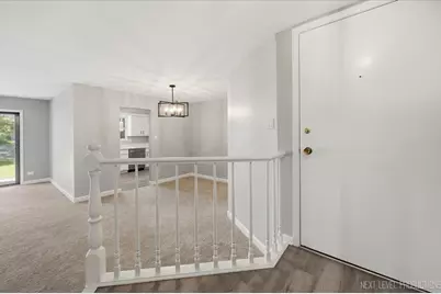 1654 Dover Court #A, Wheaton, IL 60189 - Photo 3
