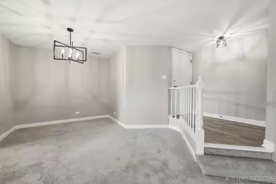 1654 Dover Court #A, Wheaton, IL 60189 - Photo 5