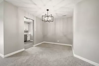 1654 Dover Court #A, Wheaton, IL 60189 - Photo 7