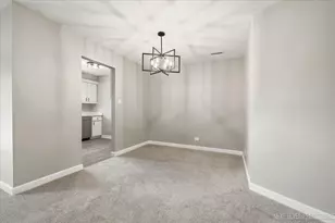 1654 Dover Ct, Wheaton, IL 60189 - Photo 7