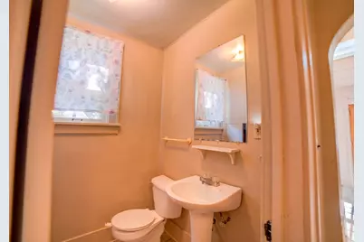 436 E Cherry Street, Watseka, IL 60970 - Photo 31