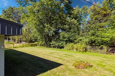 436 E Cherry Street, Watseka, IL 60970 - Photo 9